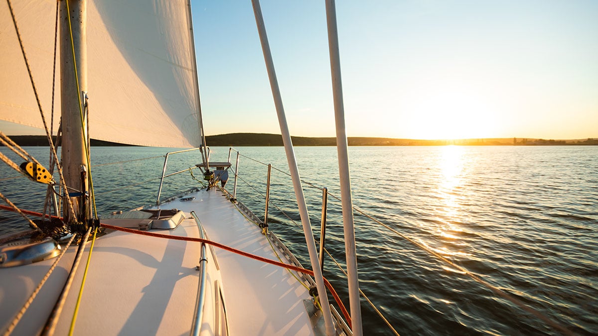 Sail Smoothly: How to Build a Clear, Consistent Communication Plan